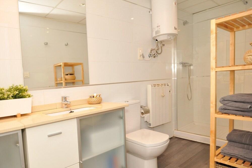 Travel Habitat Gran Via Ruzafa Apartment Valencia Exterior photo